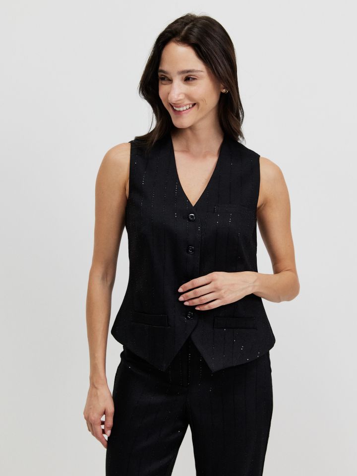 וסט פייטים בצבע שחור