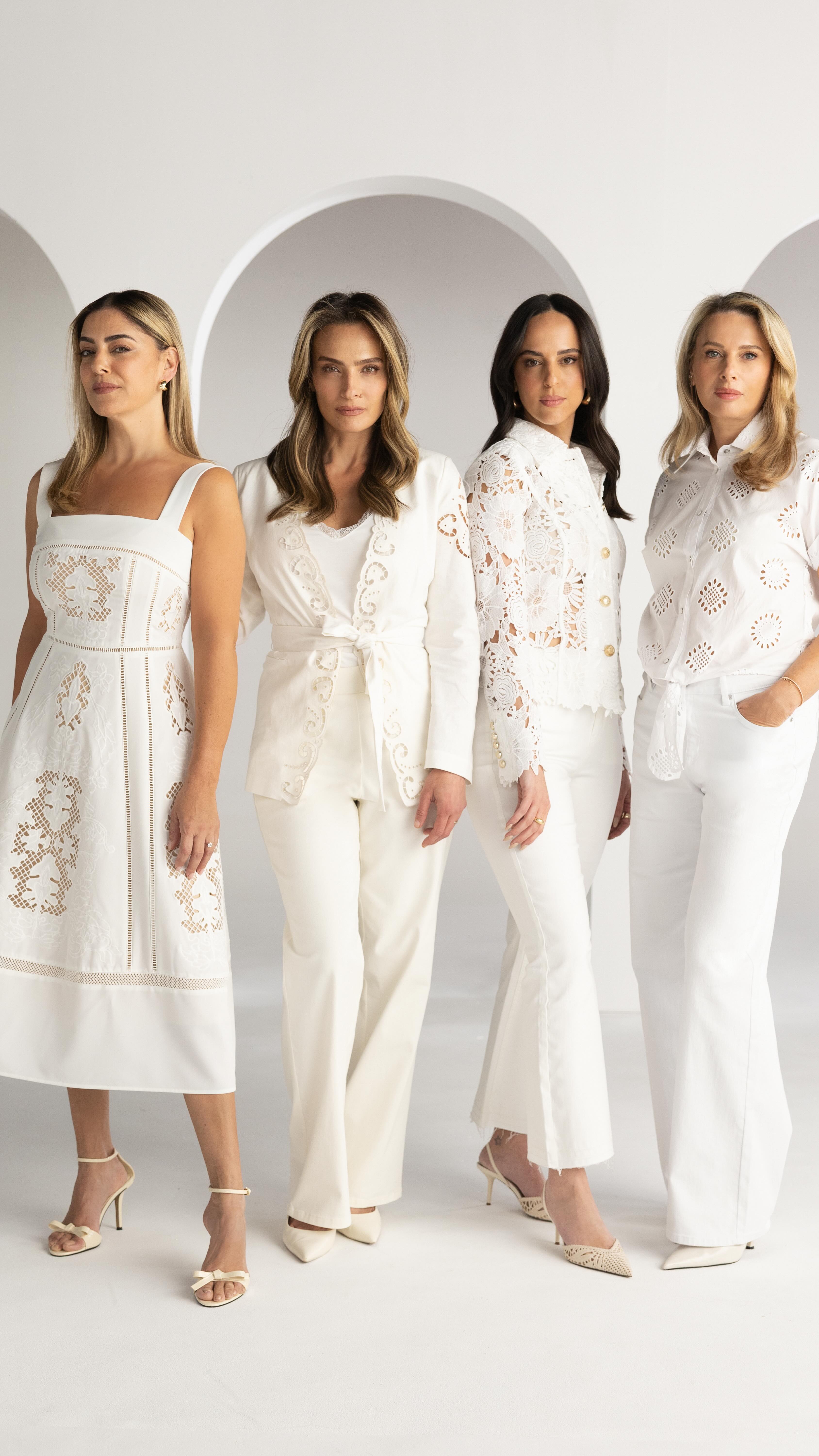 GOLBARY NEW COLLECTION 🤍
הקולקציה החדשה שלנו כבר כאן, 
הכירו את הפריטים שמזכירים שלפעמים דווקא בפשטות יש את האלגנטיות הכי גדולה.
50% הנחה על הפריט השני
מחכים לכן בסניפים ובמשלוח חינם בכל רכישה באתר
משלוח חינם | על הזול מביניהם | לא כולל פרומו | על הפריטים שבמבצע | עד ה25.3